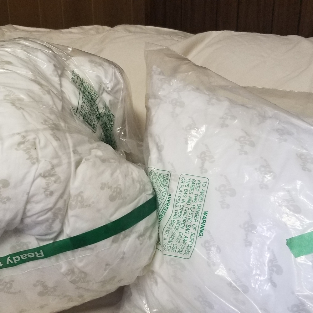 3 pieces pillows